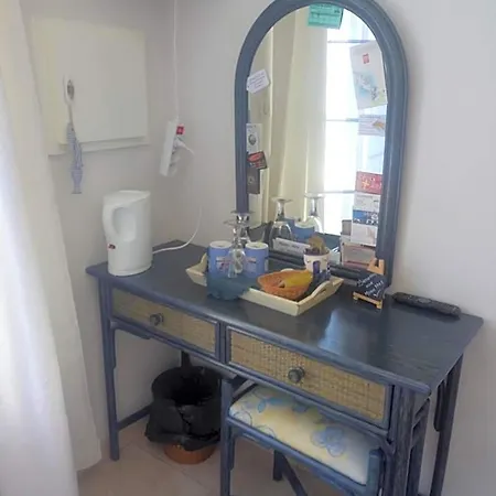 Les Mouettes Bed & Breakfast 3*