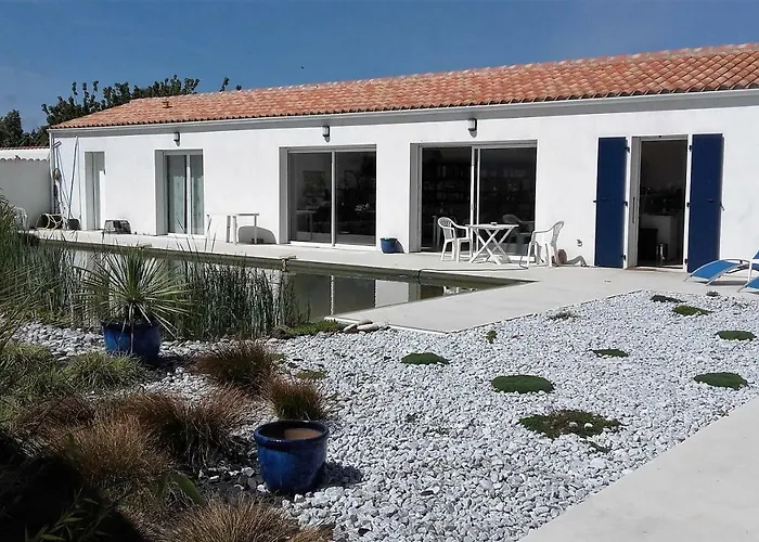 Les Mouettes Bed & Breakfast